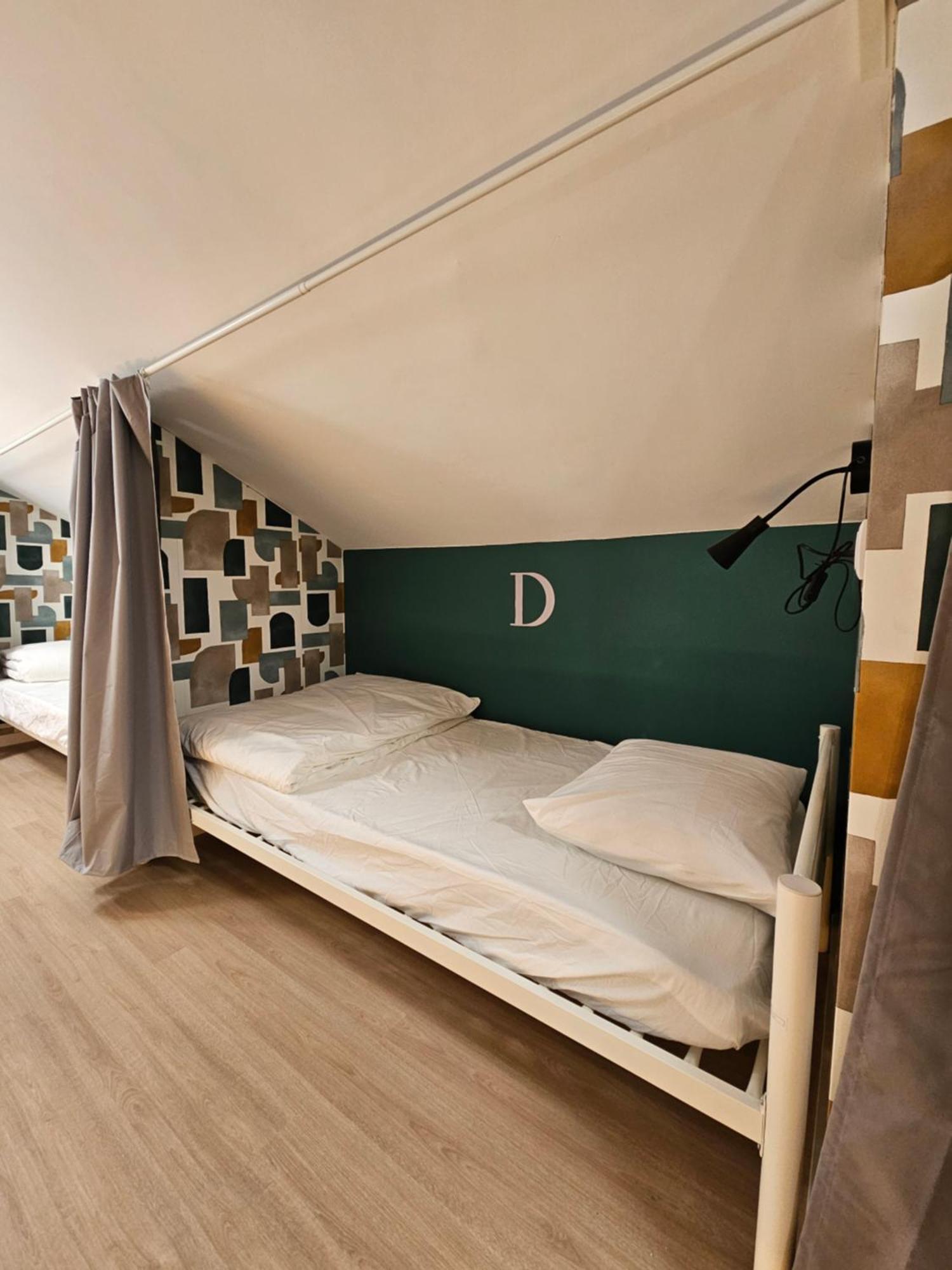 Hostel Aerostay *
