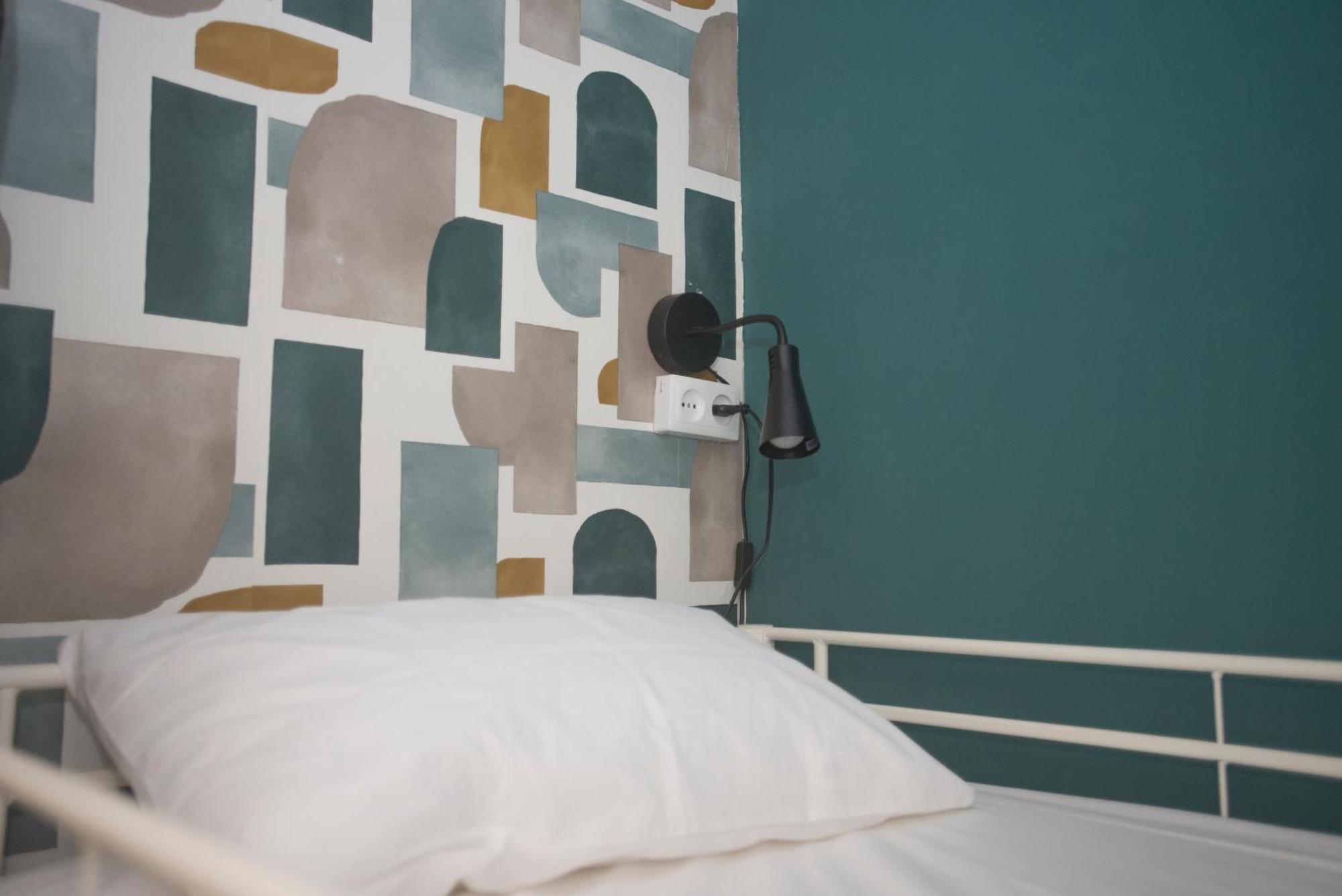 Aerostay Hostel *